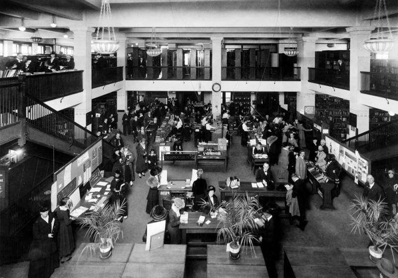 library’s Metropolitan Building 1915