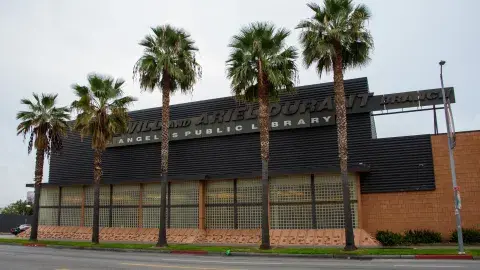 Exterior of Durant Branch Library